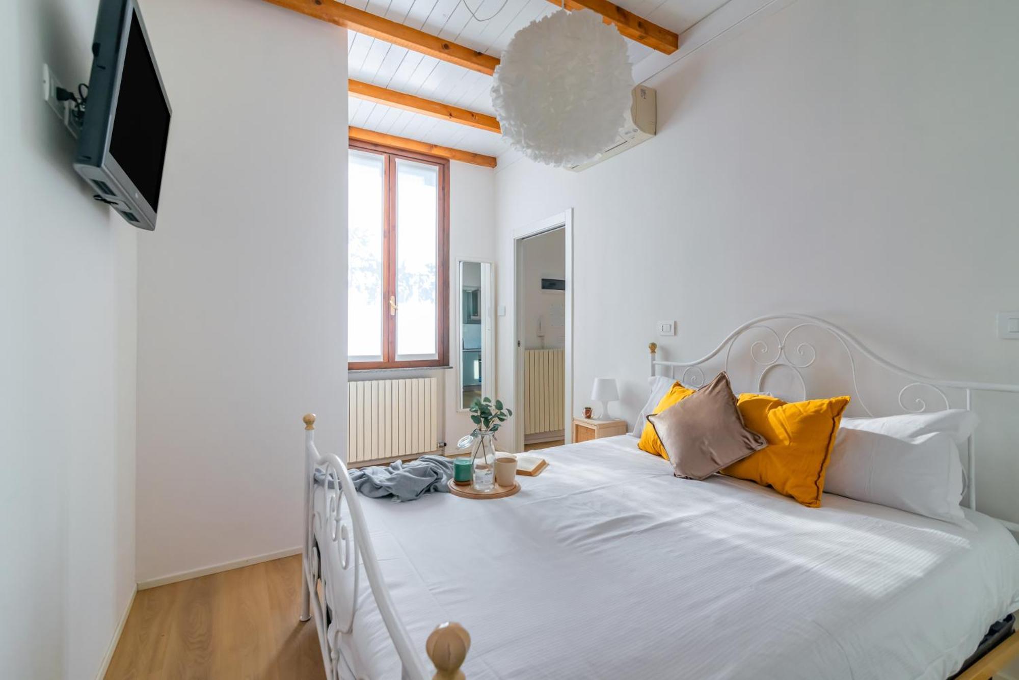 La Corte 48 - Pavia City - By Host4U Εξωτερικό φωτογραφία